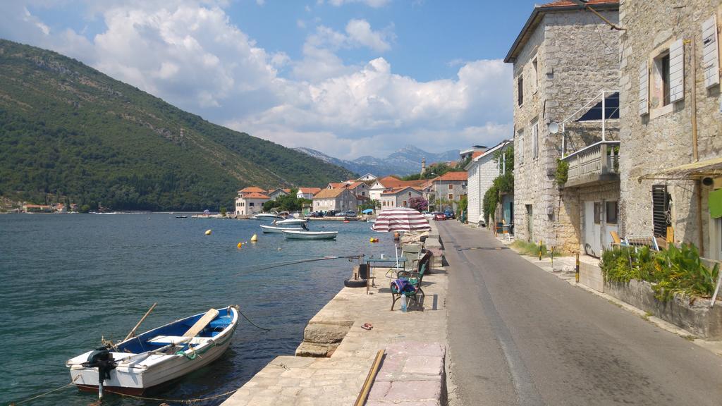 Apartments Okuka Tivat Eksteriør bilde