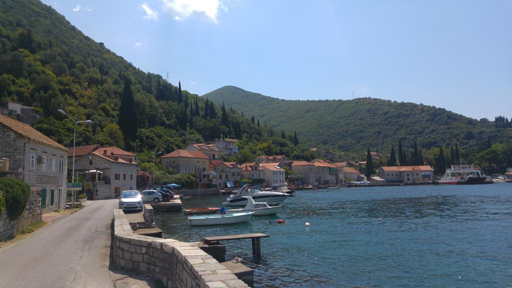 Apartments Okuka Tivat Eksteriør bilde